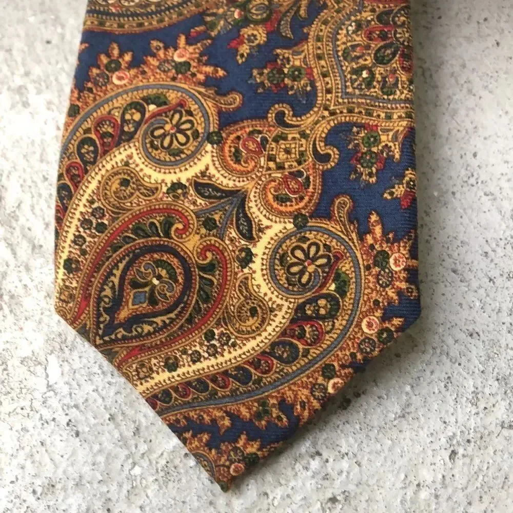Brooks  Brothers silk tie